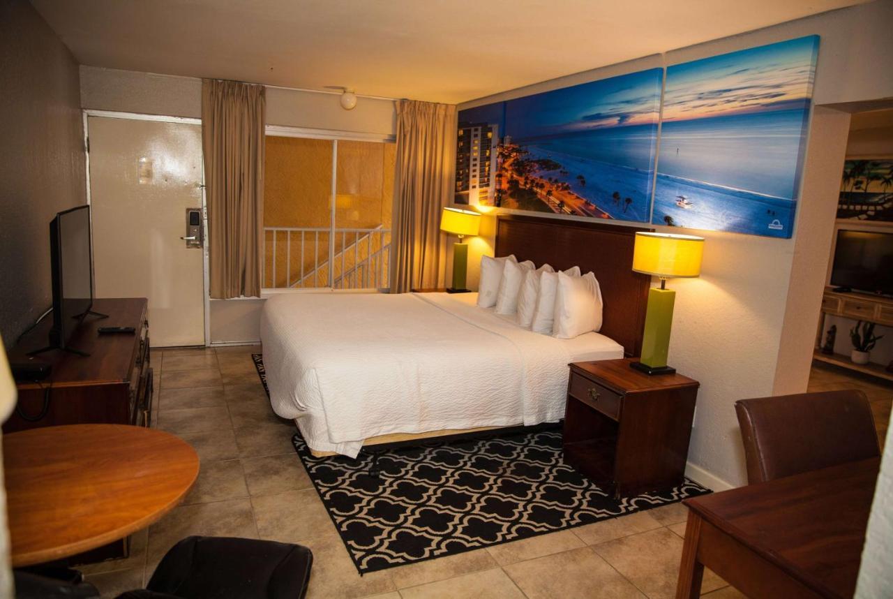 Days Inn By Wyndham Cocoa Cruiseport West At I-95/524 Ngoại thất bức ảnh
