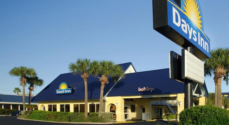 Days Inn By Wyndham Cocoa Cruiseport West At I-95/524 Ngoại thất bức ảnh
