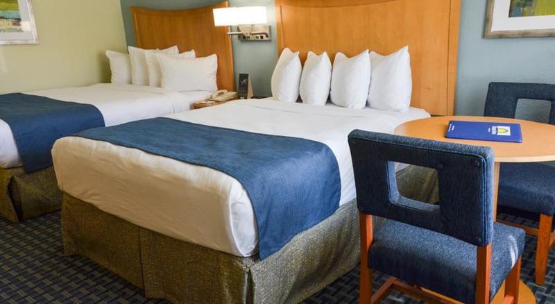 Days Inn By Wyndham Cocoa Cruiseport West At I-95/524 Ngoại thất bức ảnh
